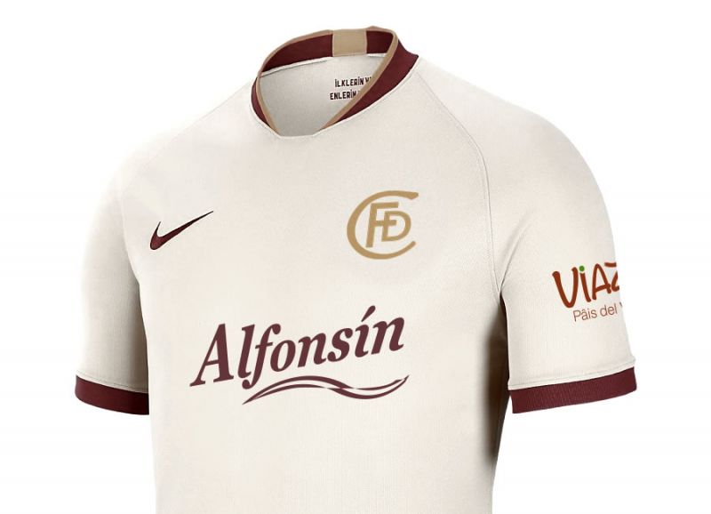 Datei:Trikot-Duerez-2019-2020.jpg